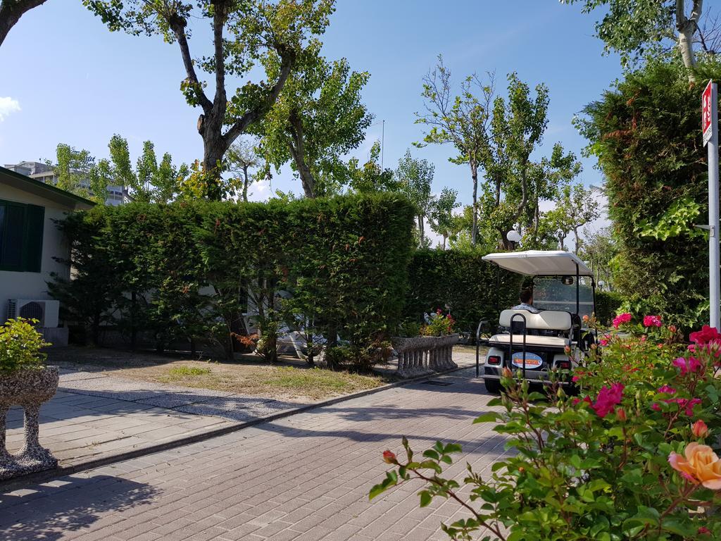 Villaggio Camping Europa Sottomarina Bagian luar foto